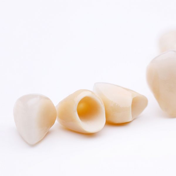 How Do You Get Your Patient to Choose A Zirconium Crown Instead of a Metal Ceramic?